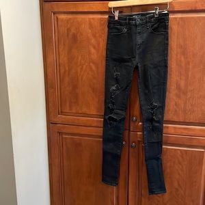 Abercrombie black 26